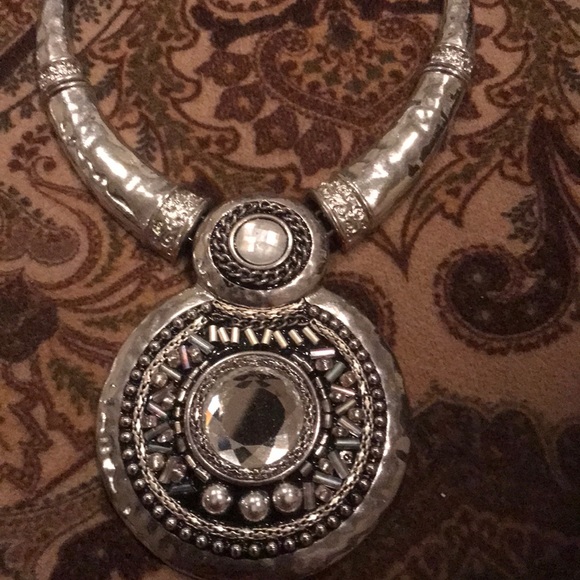 Necklace - Picture 2 of 3